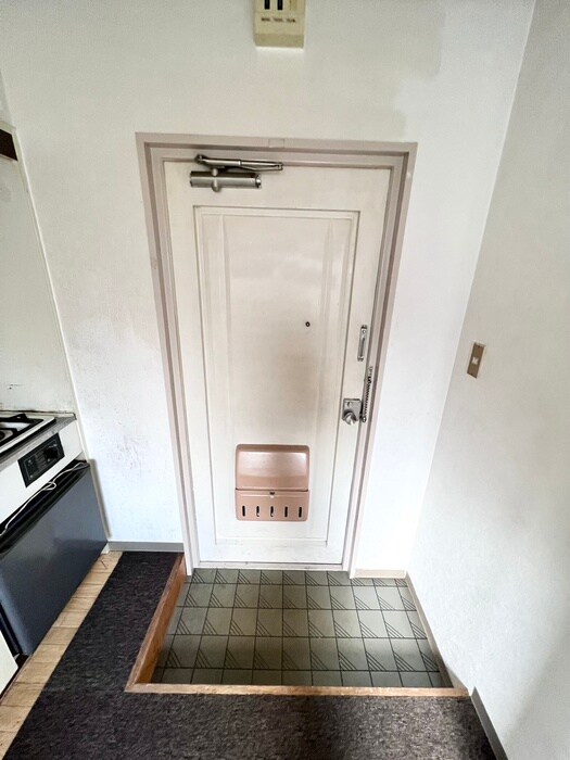 物件内観写真14　(玄関)