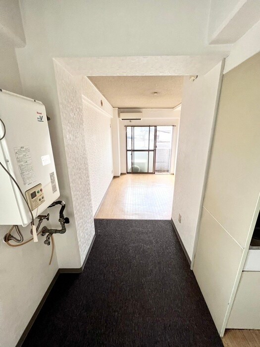 物件内観写真15　(廊下)