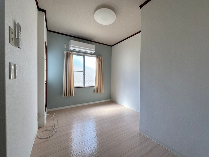 物件内観写真10　(居室)