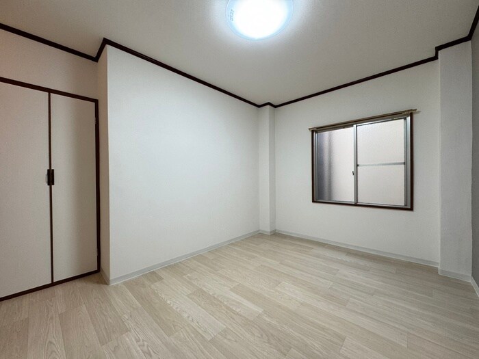 物件内観写真11　(居室)