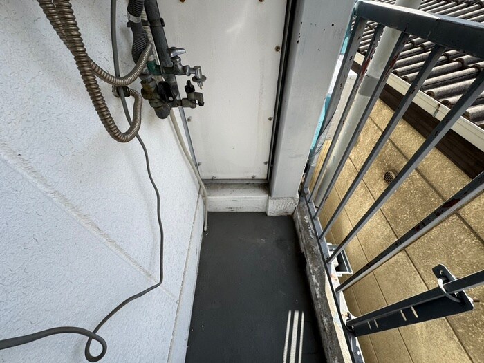 物件内観写真16　(洗濯機置場)