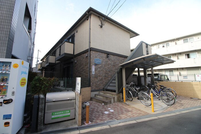 物件外観写真1　(外観写真)