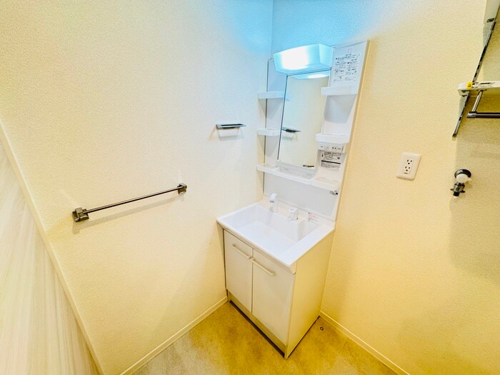 物件内観写真12　(洗面)