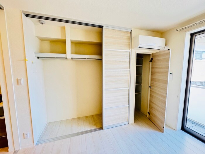 物件内観写真13　(収納)