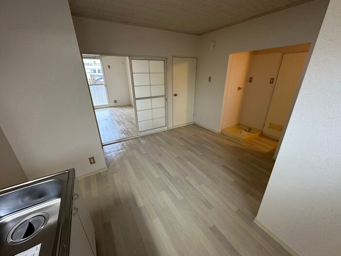 物件内観写真8　(居室)