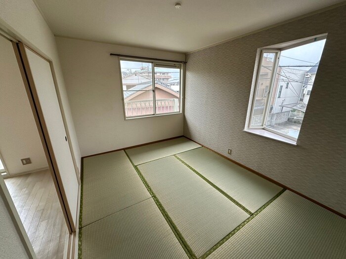 太子堂ホームズの居室