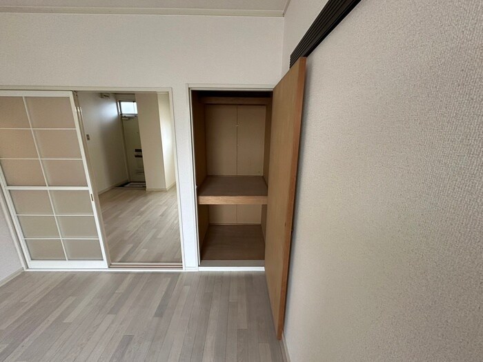 物件内観写真21　(収納)