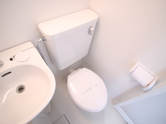 物件内観写真14　(トイレ)