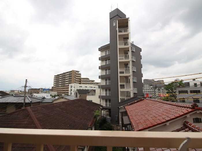 物件内観写真16　(室内からの展望)