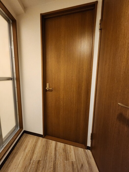 物件内観写真15　(廊下)