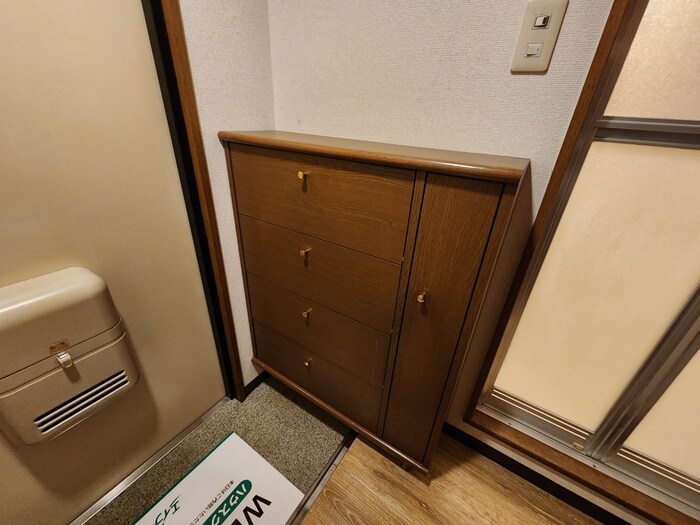 物件内観写真18　(靴箱)