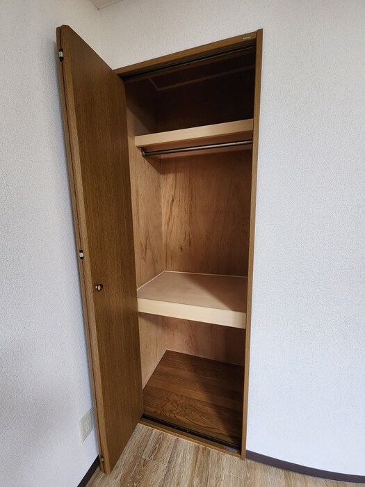 物件内観写真19　(居室)