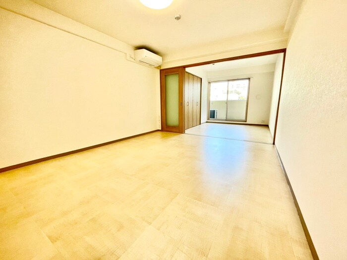 物件内観写真9　(居室)