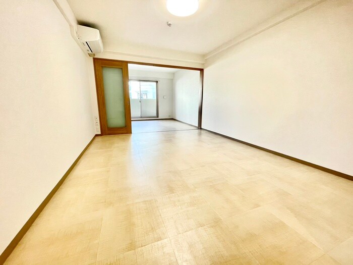 物件内観写真10　(居室)