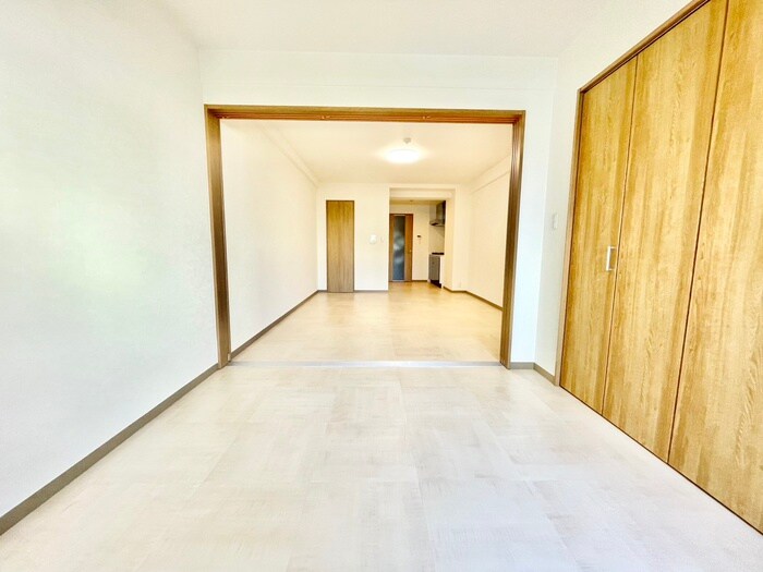 物件内観写真12　(居室)