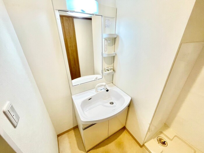 物件内観写真14　(洗面)