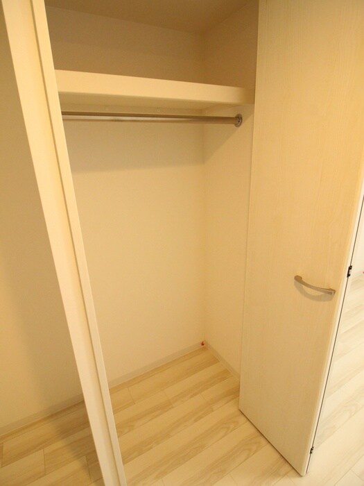 物件内観写真15　(収納)