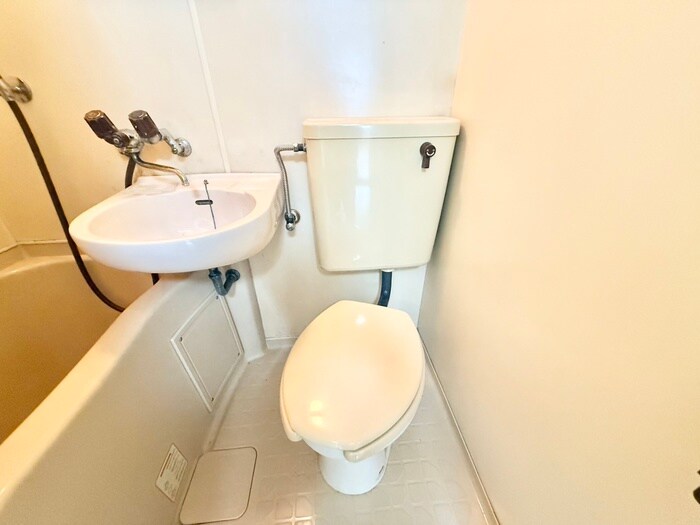 物件内観写真10　(トイレ)