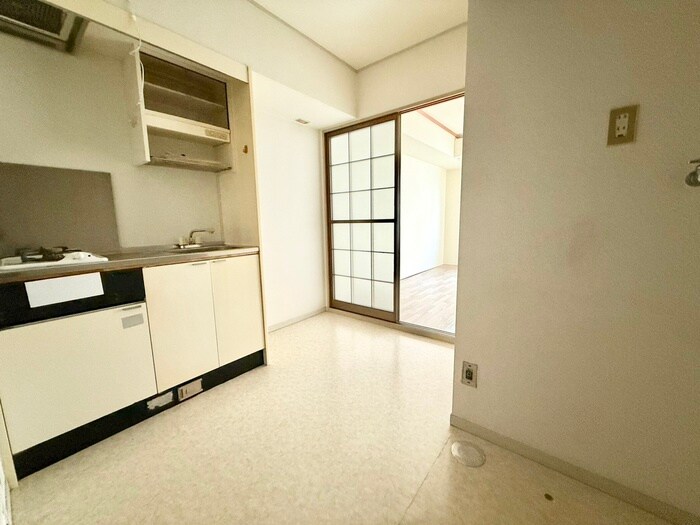 物件内観写真13　(居室)