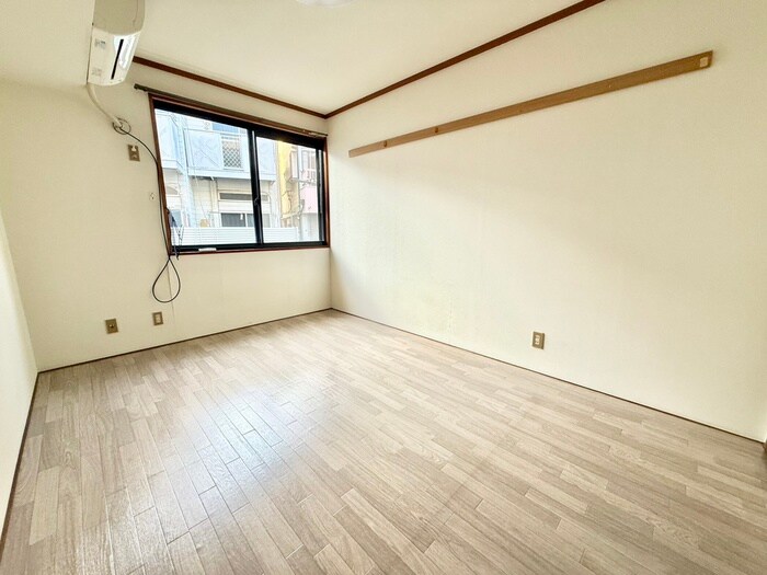 物件内観写真16　(居室)