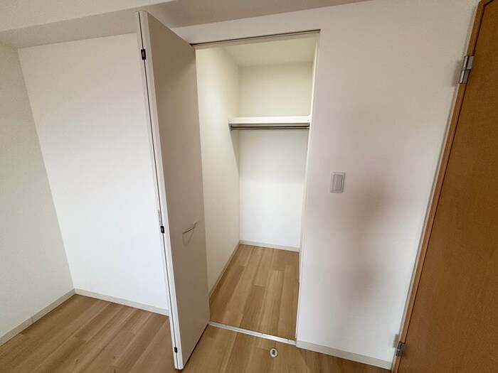 物件内観写真17　(収納)