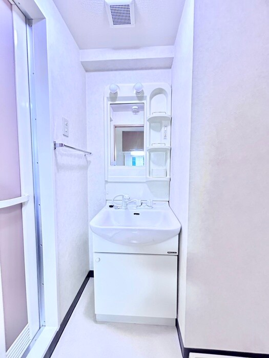 物件内観写真11　(洗面)