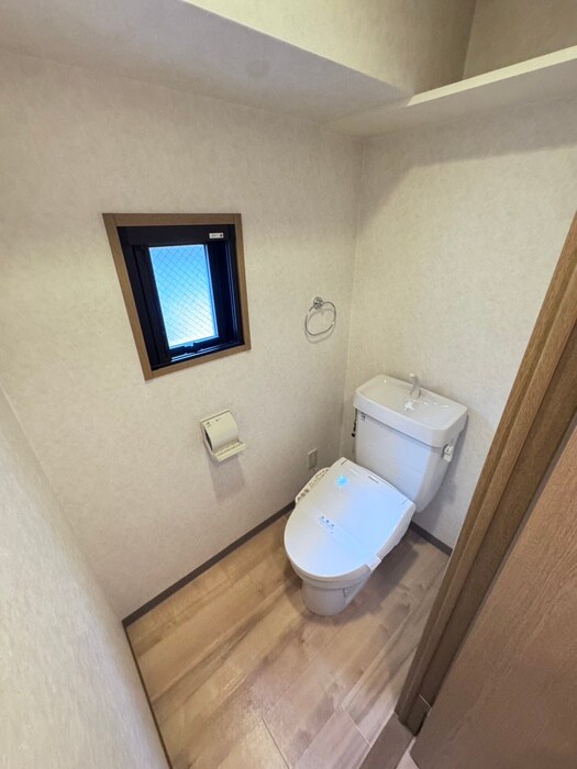 物件内観写真11　(トイレ)