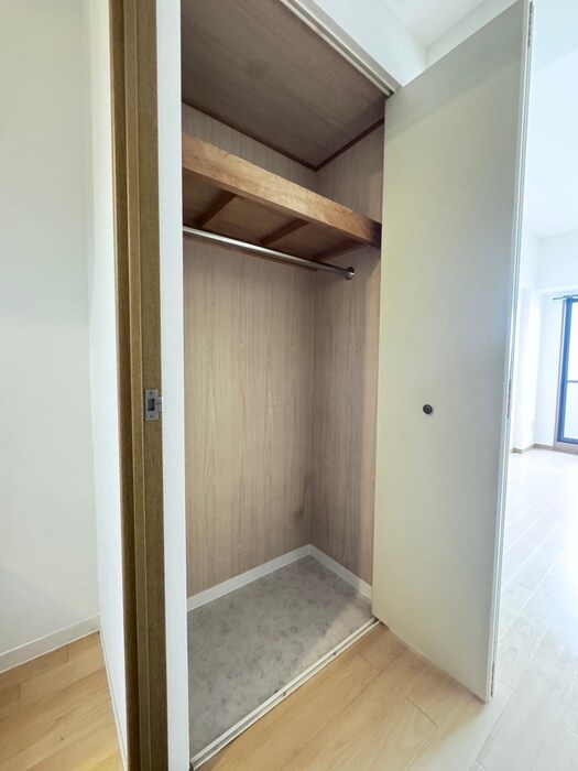 物件内観写真13　(収納)