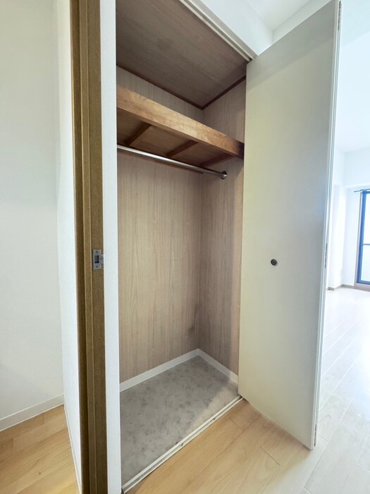 物件内観写真13　(収納)