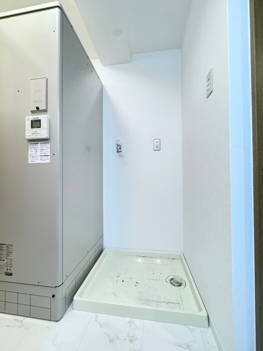 物件内観写真14　(洗濯機置場)