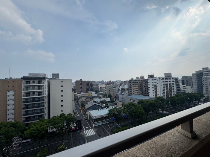 物件内観写真14　(室内からの展望)