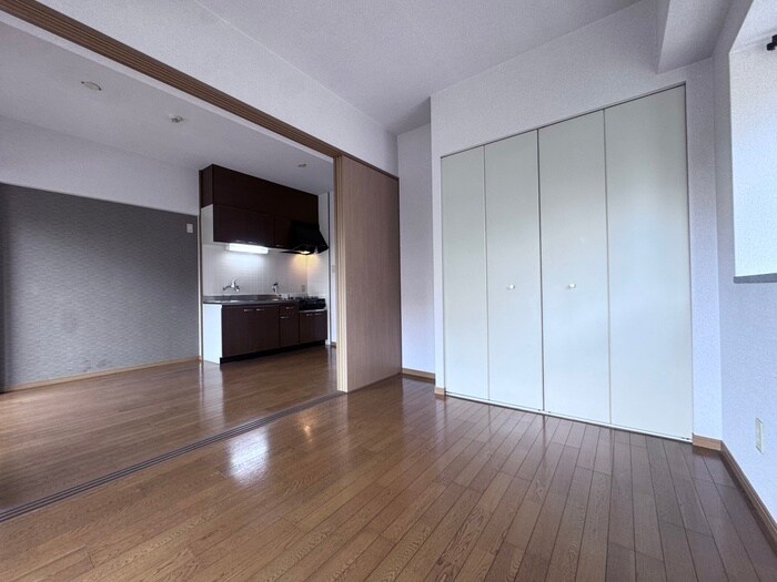 物件内観写真21　(居室)