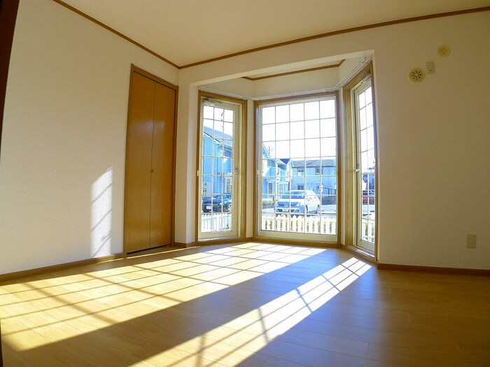 物件内観写真14　(居室)