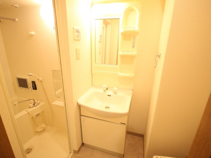 物件内観写真8　(洗面)