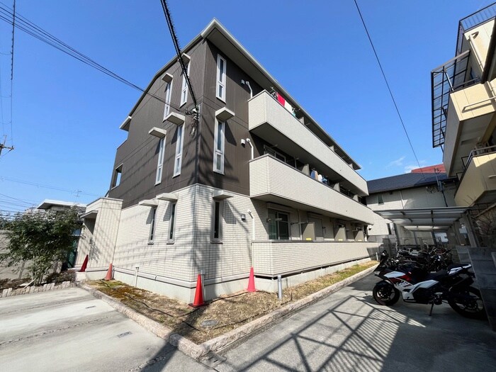 物件外観写真1　(外観写真)