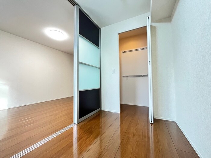 物件内観写真13　(居室)