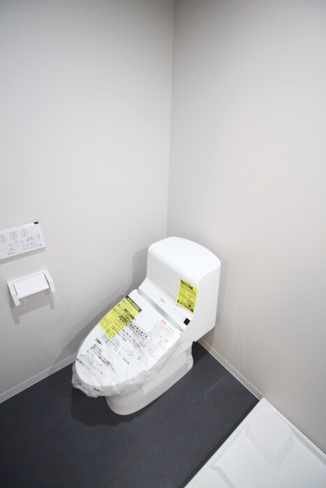 物件内観写真12　(トイレ)