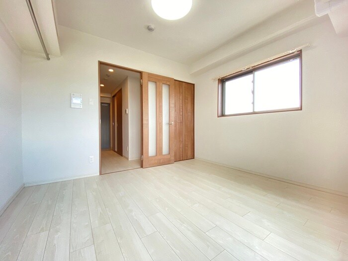 物件内観写真6　(居室)