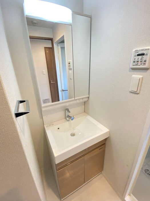 物件内観写真10　(洗面)