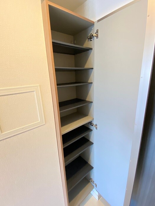 物件内観写真16　(靴箱)