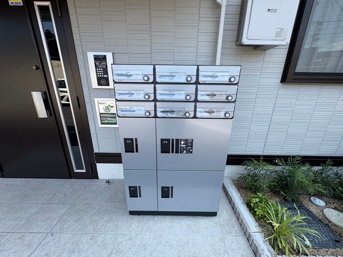 物件外観写真4　(建物設備)