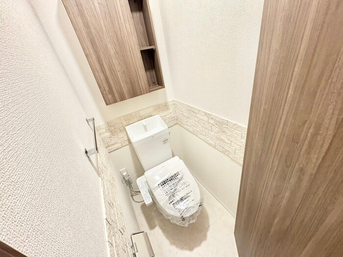 物件内観写真14　(トイレ)