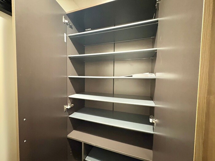 物件内観写真15　(靴箱)