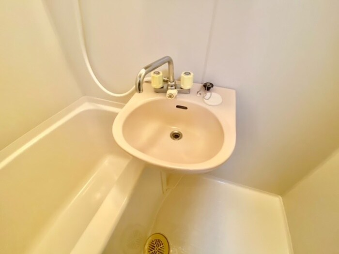 物件内観写真15　(洗面)