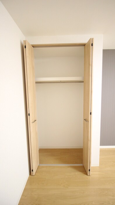 物件内観写真12　(収納)