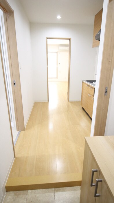 物件内観写真17　(廊下)