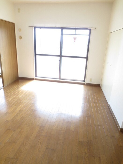 物件内観写真12　(居室)