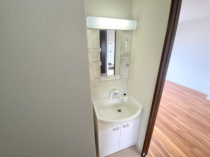 物件内観写真12　(洗面)