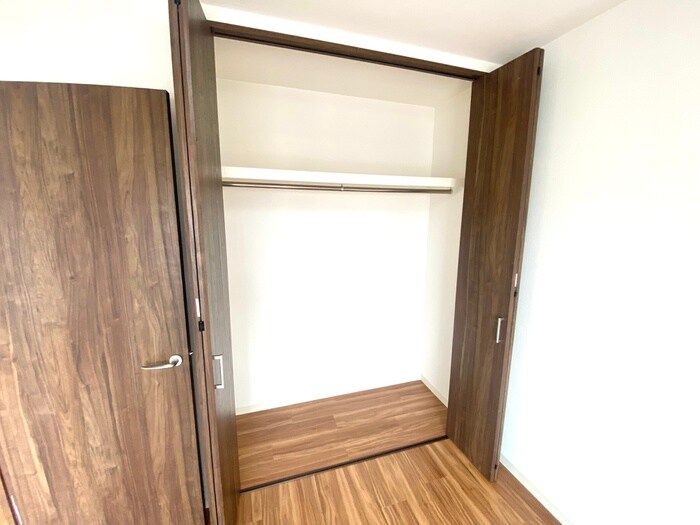 物件内観写真15　(収納)