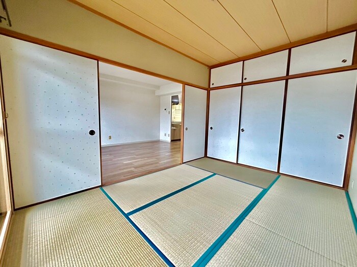 物件内観写真8　(居室)